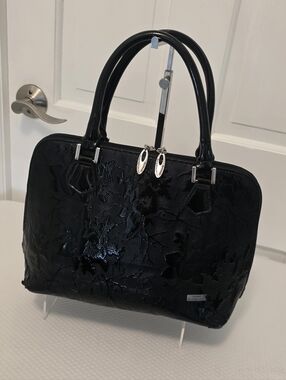 Serenade Beverly Hills Black Floral Embossed Patent Top-Handle Satchel, Classic